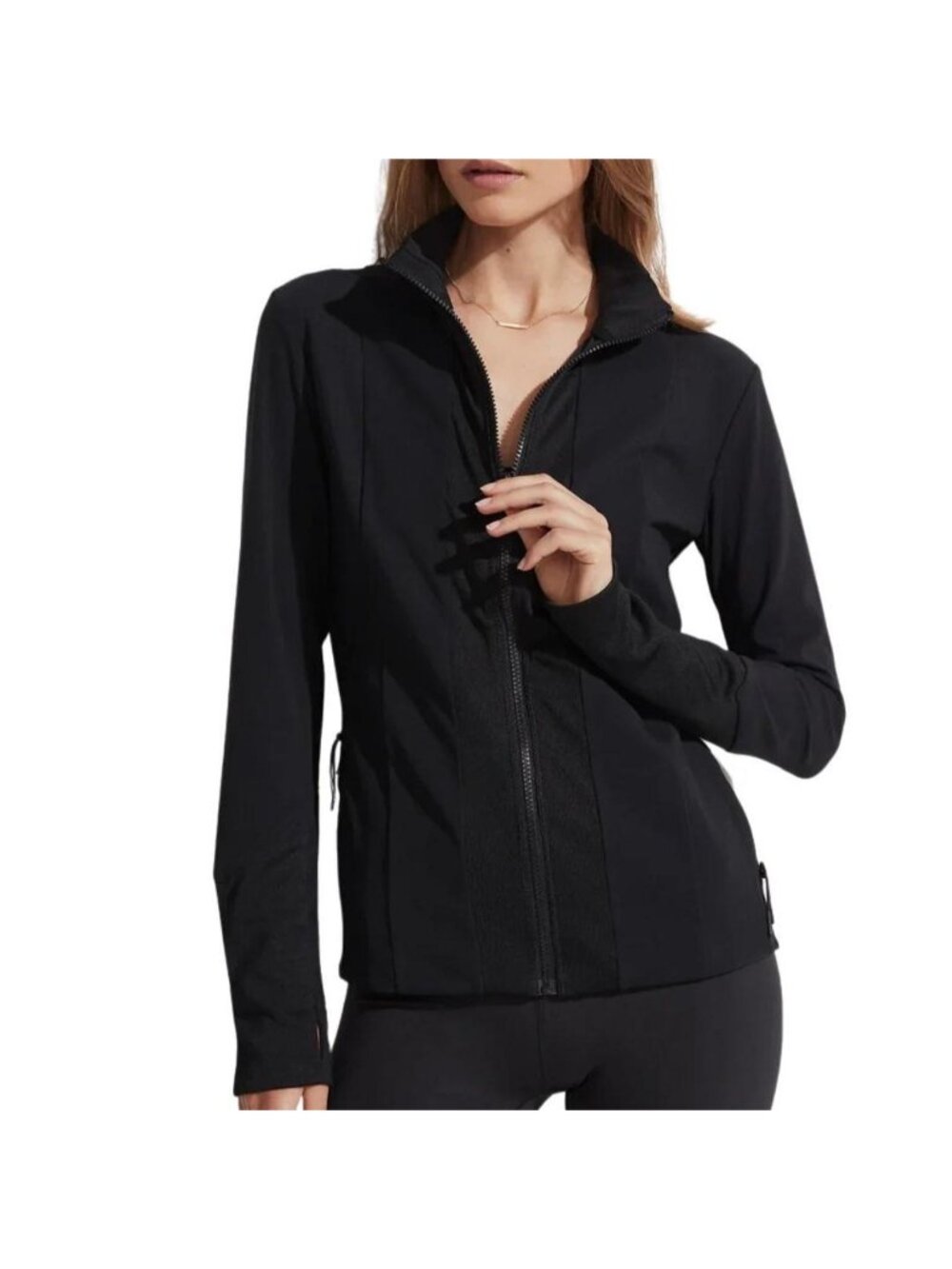 Varley maywood jacket with zip up pockets and thumb holes size medium